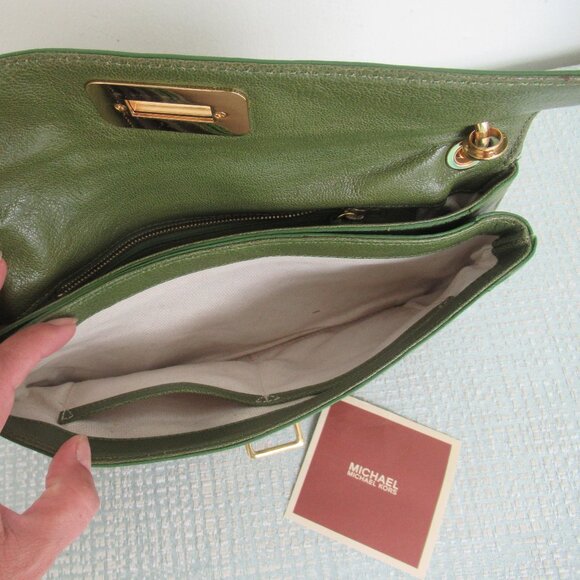 Michael Kors Genuine Leather Rectangular Medium Sz Shoulder Bag Green Gold *Flaw - Picture 11 of 15